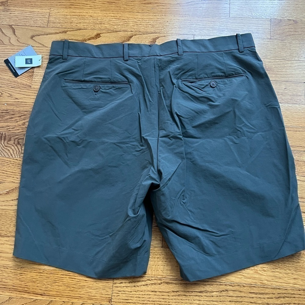 Gap Fit Brand New Men’s Short Size 38 - Picture 5 of 5